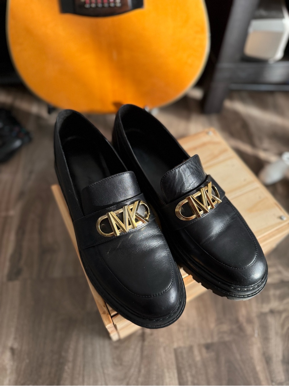 Michael Kors Black Leather Lug Sole Loafers – Gold MK Logo – Sz 10